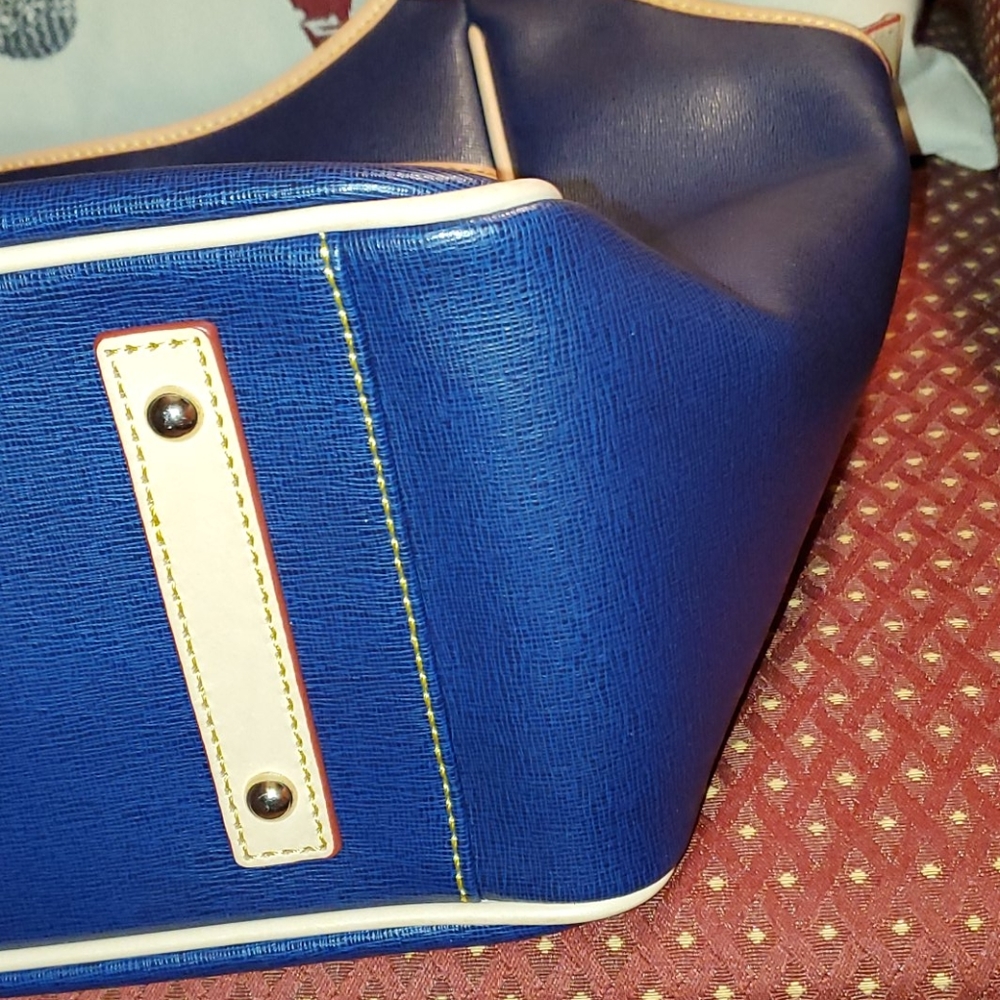 Dooney & bourke - Picture 6 of 6